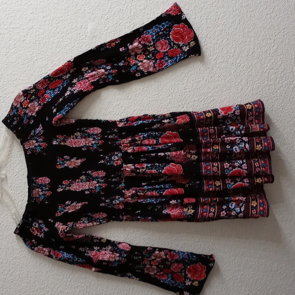 American Ragcie Long Sleeves Baby Doll Sz XS Floral Black-Red Multi Colors B31 X